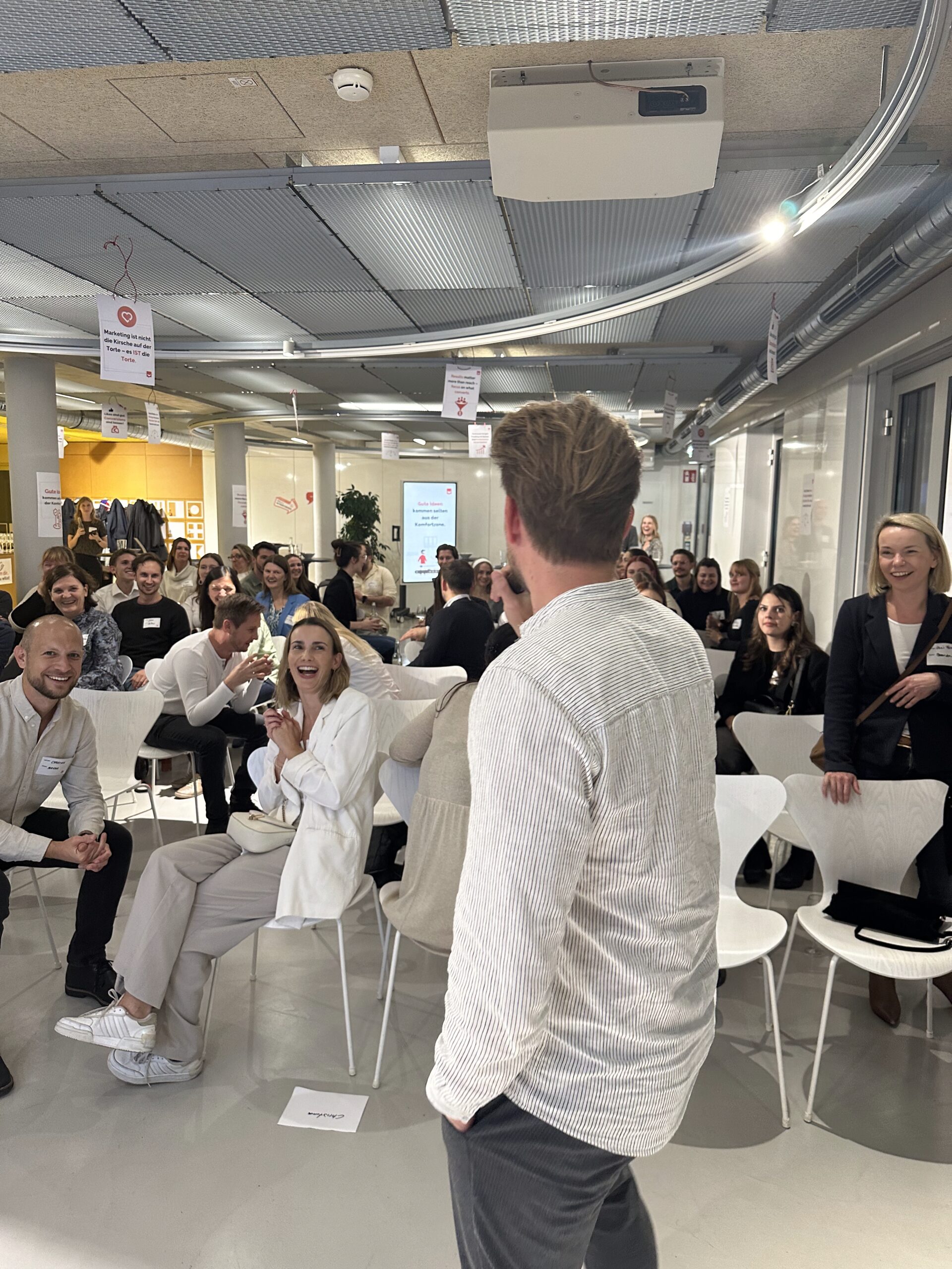 Voller Saal beim Hi Performer Summit 2025 in Graz